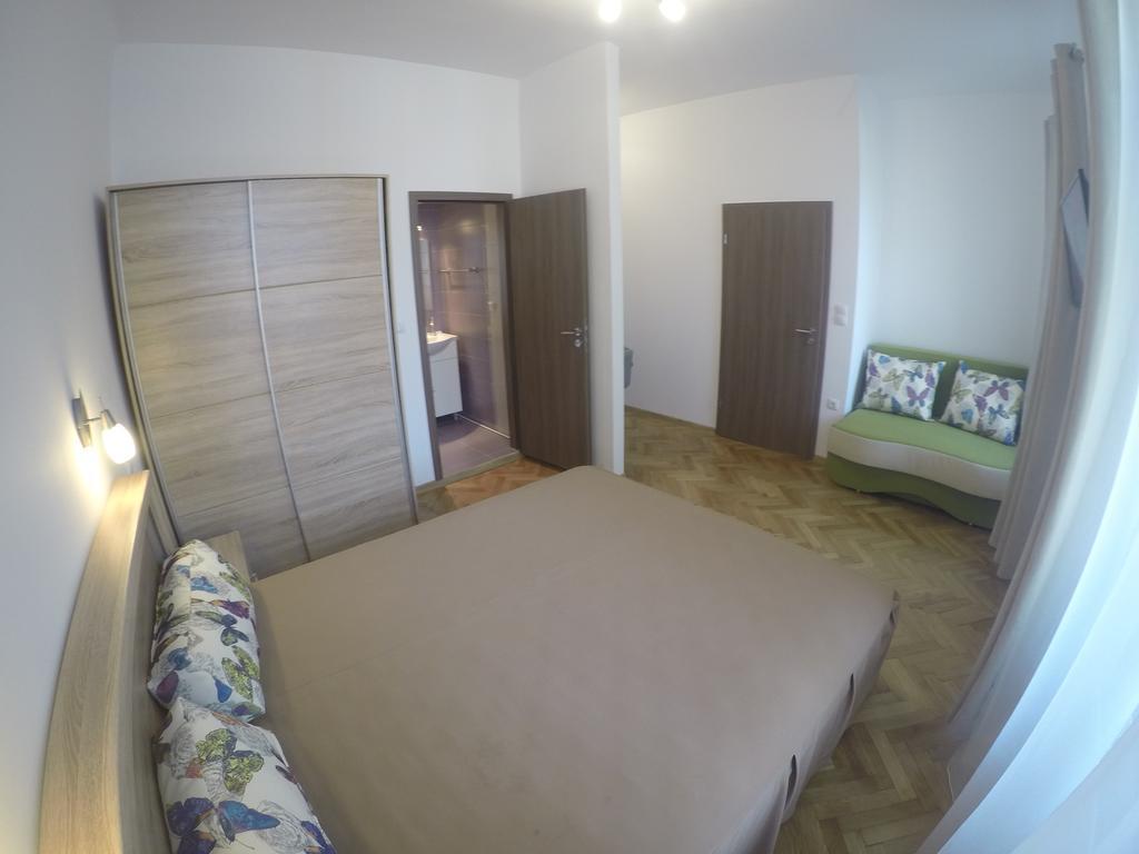 Central Parc Studios Sibiu Luaran gambar